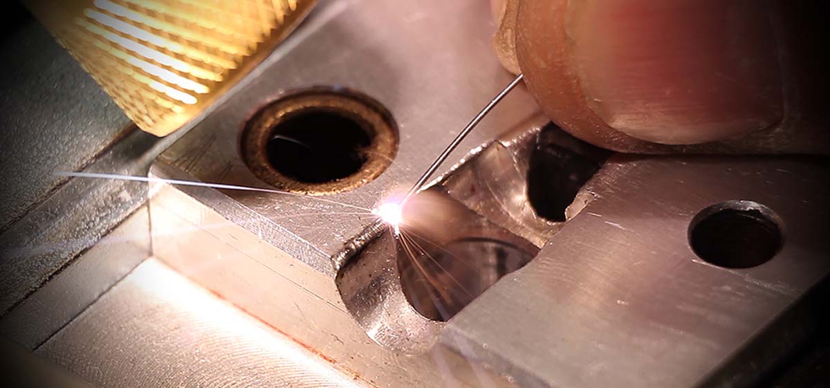 Mold and die repair laser welding machine