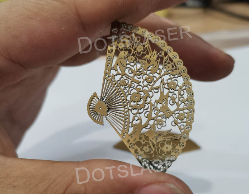 Jewelry pendant 1-2mm gold silver brass fiber laser cutting engraving machine