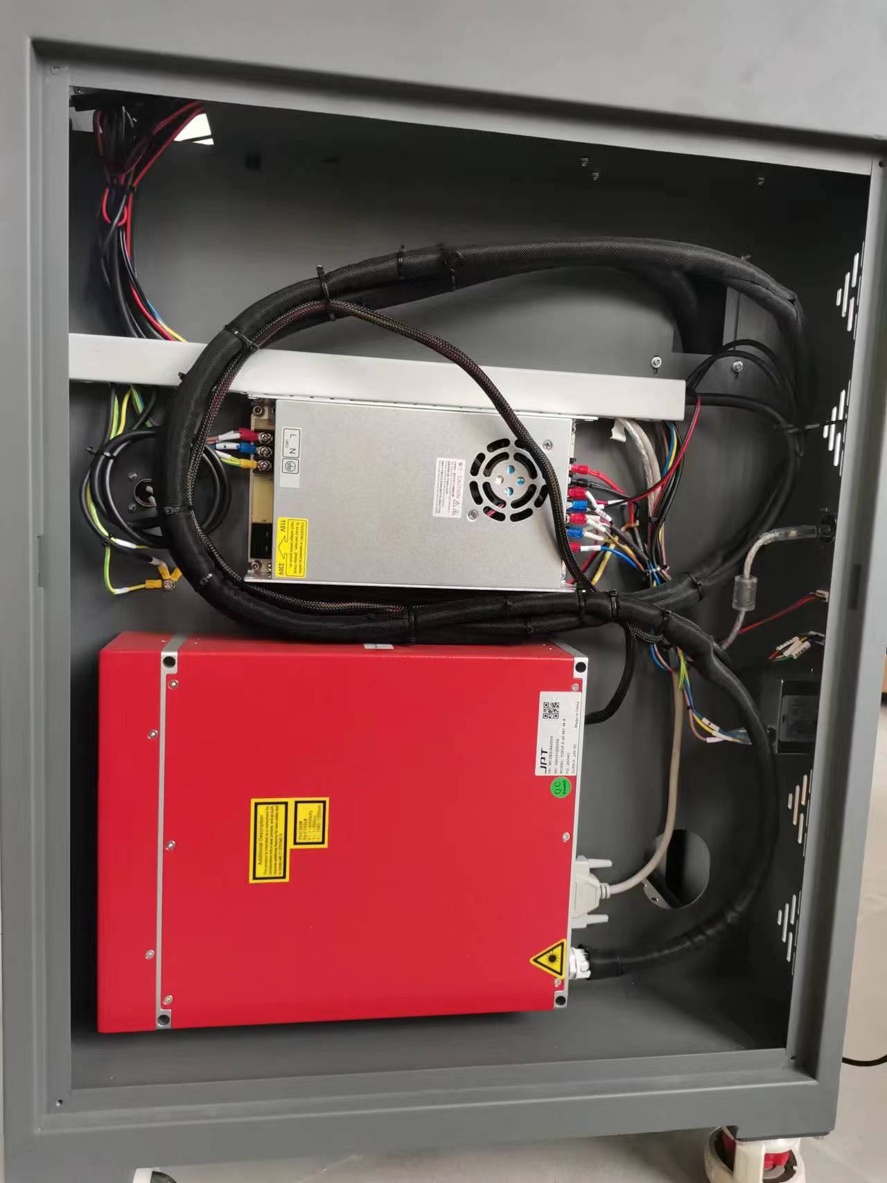 Fiber laser marking for sanitary ware